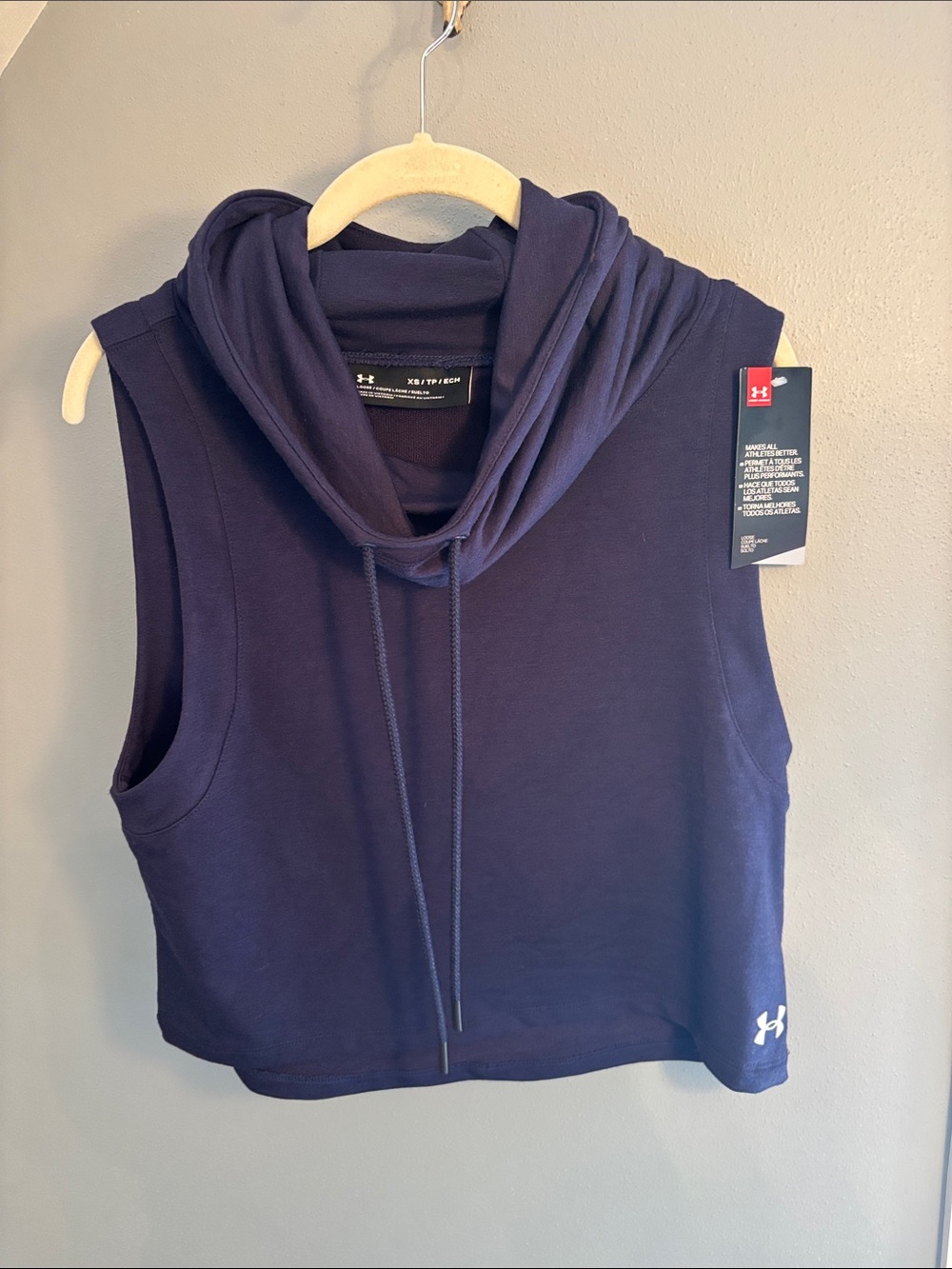 Under Armour Women's Navy Sleeveless Hooded Crop Muscle Tee, SZ XS tags